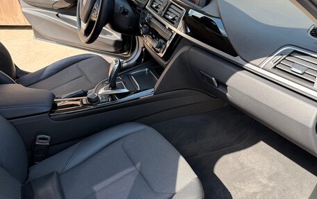 BMW 3 серия, 2018 год, 2 300 000 рублей, 7 фотография