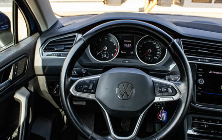 Volkswagen Tiguan II, 2021 год, 2 239 000 рублей, 6 фотография