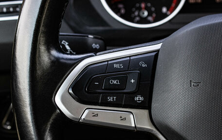 Volkswagen Tiguan II, 2021 год, 2 239 000 рублей, 15 фотография