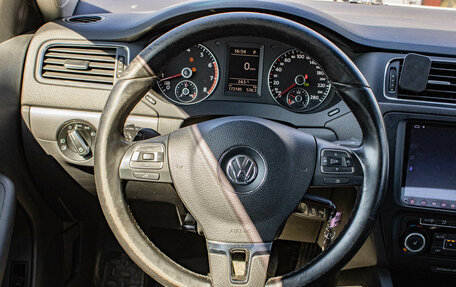 Volkswagen Jetta VI, 2011 год, 789 000 рублей, 6 фотография