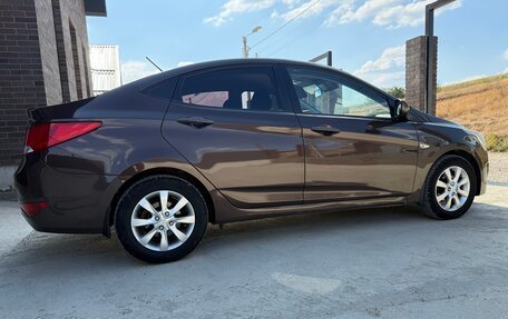 Hyundai Solaris II рестайлинг, 2015 год, 850 000 рублей, 6 фотография
