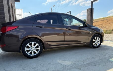 Hyundai Solaris II рестайлинг, 2015 год, 850 000 рублей, 7 фотография