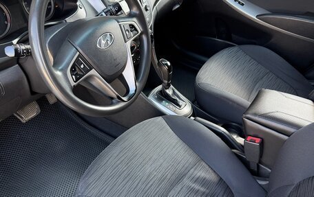 Hyundai Solaris II рестайлинг, 2015 год, 850 000 рублей, 13 фотография