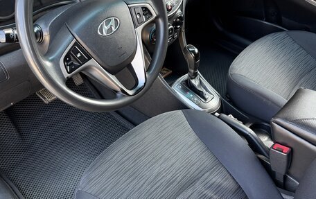 Hyundai Solaris II рестайлинг, 2015 год, 850 000 рублей, 12 фотография