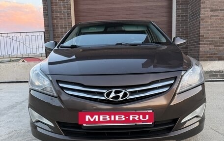 Hyundai Solaris II рестайлинг, 2015 год, 850 000 рублей, 22 фотография