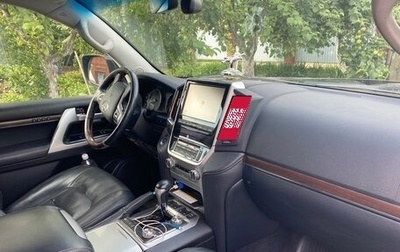 Toyota Land Cruiser 200, 2017 год, 6 300 000 рублей, 1 фотография