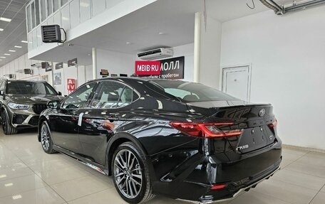 Toyota Camry, 2025 год, 4 225 000 рублей, 8 фотография