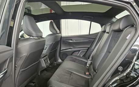 Toyota Camry, 2025 год, 4 225 000 рублей, 19 фотография