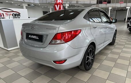 Hyundai Solaris II рестайлинг, 2011 год, 870 000 рублей, 10 фотография