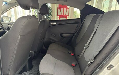 Hyundai Solaris II рестайлинг, 2011 год, 870 000 рублей, 14 фотография