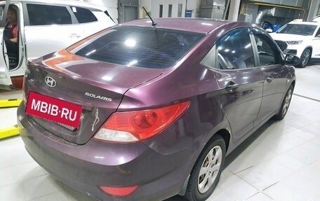 Hyundai Solaris II рестайлинг, 2011 год, 500 000 рублей, 4 фотография