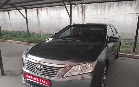 Toyota Camry, 2013 год, 1 410 000 рублей, 2 фотография