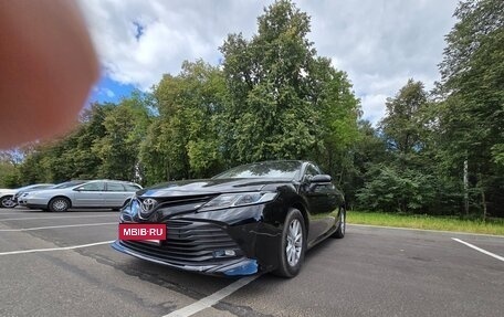 Toyota Camry, 2018 год, 1 690 000 рублей, 3 фотография