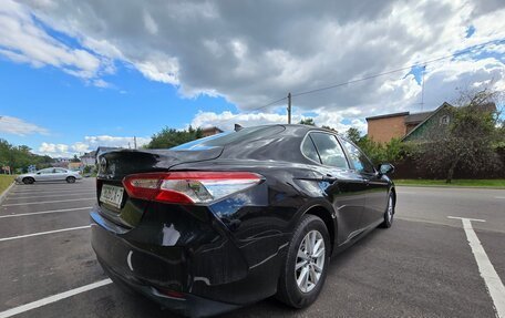 Toyota Camry, 2018 год, 1 690 000 рублей, 10 фотография