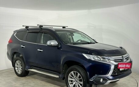 Mitsubishi Pajero Sport III рестайлинг, 2017 год, 2 275 000 рублей, 3 фотография