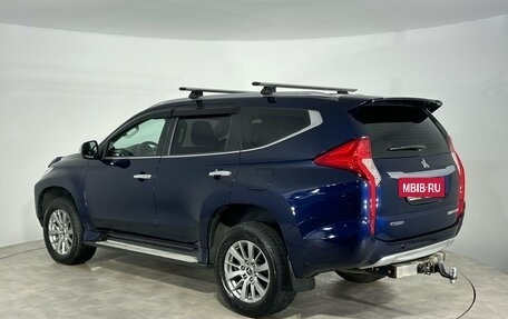Mitsubishi Pajero Sport III рестайлинг, 2017 год, 2 275 000 рублей, 6 фотография