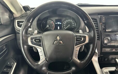 Mitsubishi Pajero Sport III рестайлинг, 2017 год, 2 275 000 рублей, 22 фотография