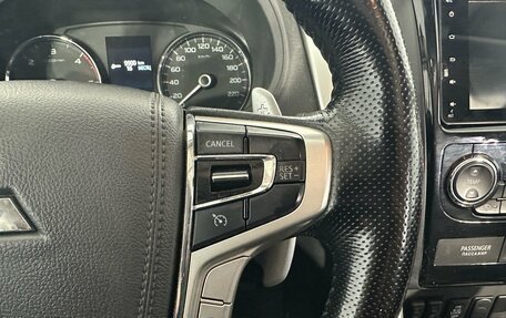 Mitsubishi Pajero Sport III рестайлинг, 2017 год, 2 275 000 рублей, 31 фотография