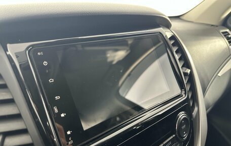 Mitsubishi Pajero Sport III рестайлинг, 2017 год, 2 275 000 рублей, 24 фотография