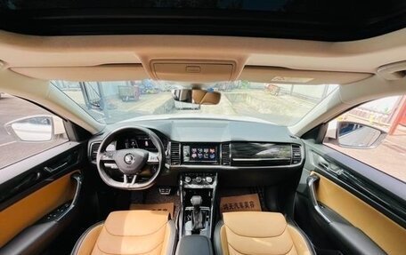 Skoda Kodiaq I, 2022 год, 2 290 600 рублей, 12 фотография
