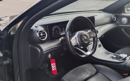 Mercedes-Benz E-Класс, 2019 год, 2 950 000 рублей, 8 фотография