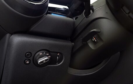 MINI Cabrio, 2023 год, 2 970 000 рублей, 11 фотография