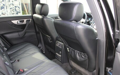 Infiniti QX70, 2015 год, 2 450 000 рублей, 8 фотография