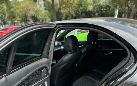 Mercedes-Benz E-Класс, 2020 год, 3 200 000 рублей, 11 фотография