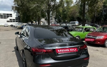 Mercedes-Benz E-Класс, 2020 год, 3 200 000 рублей, 5 фотография