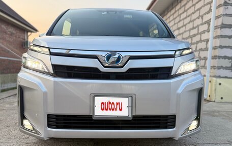 Toyota Voxy III, 2018 год, 2 650 000 рублей, 7 фотография