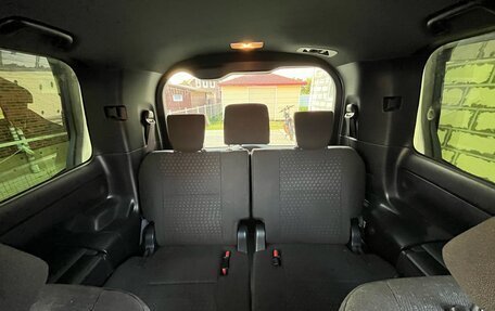 Toyota Voxy III, 2018 год, 2 650 000 рублей, 23 фотография