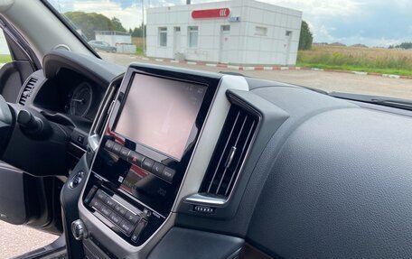 Toyota Land Cruiser 200, 2018 год, 6 700 000 рублей, 17 фотография