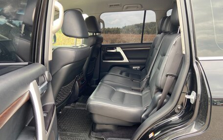 Toyota Land Cruiser 200, 2018 год, 6 700 000 рублей, 21 фотография