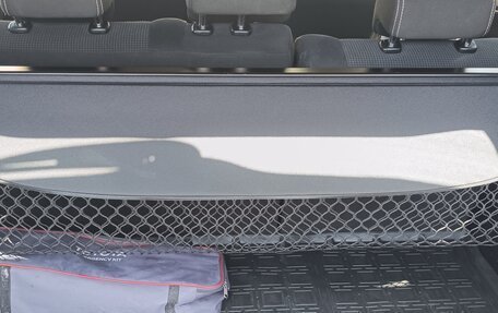 Toyota RAV4, 2016 год, 2 650 000 рублей, 13 фотография
