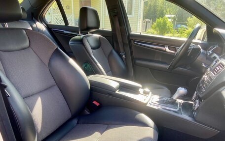 Mercedes-Benz C-Класс, 2010 год, 1 290 000 рублей, 27 фотография