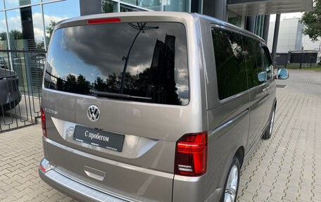 Volkswagen Multivan T6 рестайлинг, 2022 год, 6 500 000 рублей, 8 фотография
