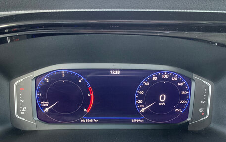Volkswagen Multivan T6 рестайлинг, 2022 год, 6 500 000 рублей, 21 фотография