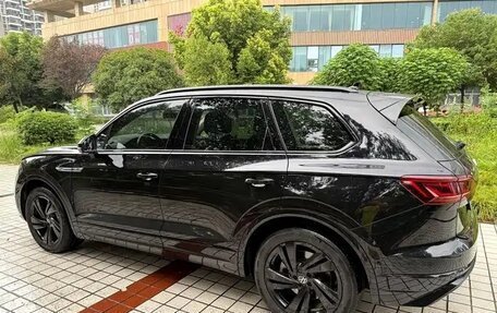 Volkswagen Touareg III, 2021 год, 4 450 000 рублей, 7 фотография