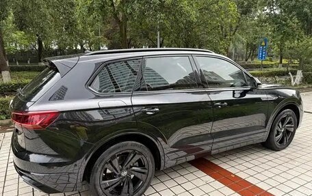 Volkswagen Touareg III, 2021 год, 4 450 000 рублей, 6 фотография