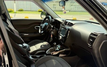 KIA Soul II рестайлинг, 2016 год, 1 450 000 рублей, 5 фотография