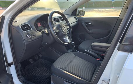 Volkswagen Polo VI (EU Market), 2014 год, 840 000 рублей, 12 фотография