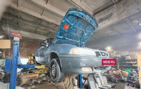 Daewoo Nexia I рестайлинг, 2004 год, 95 000 рублей, 10 фотография