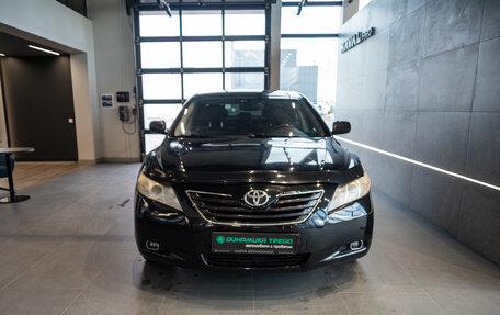 Toyota Camry, 2008 год, 920 000 рублей, 2 фотография