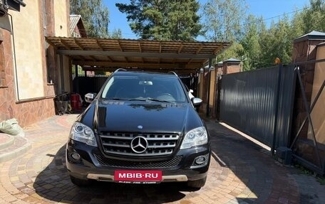 Mercedes-Benz M-Класс, 2010 год, 1 450 000 рублей, 1 фотография