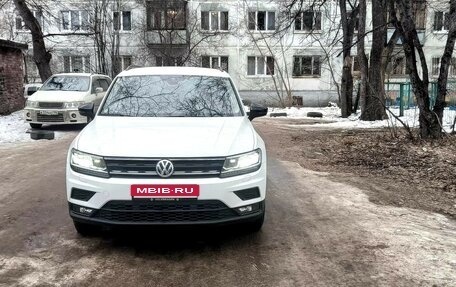 Volkswagen Tiguan II, 2019 год, 2 300 000 рублей, 1 фотография