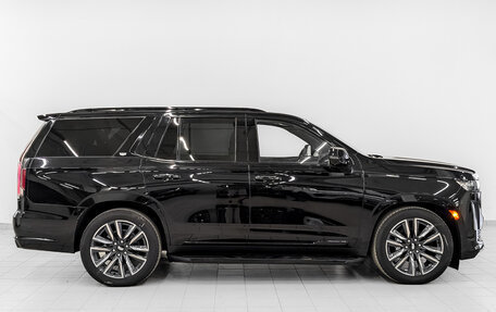 Cadillac Escalade V, 2023 год, 18 000 000 рублей, 4 фотография
