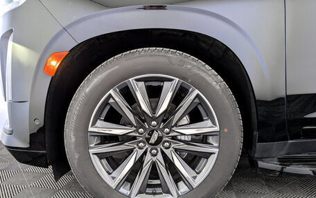 Cadillac Escalade V, 2023 год, 18 000 000 рублей, 7 фотография