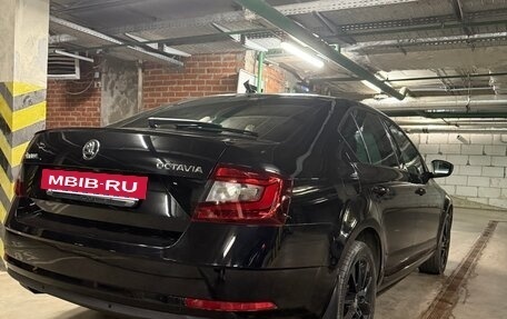Skoda Octavia, 2017 год, 1 990 000 рублей, 6 фотография