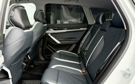 Geely Atlas, 2024 год, 3 075 000 рублей, 15 фотография