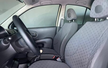 Nissan Micra III, 2004 год, 550 000 рублей, 8 фотография